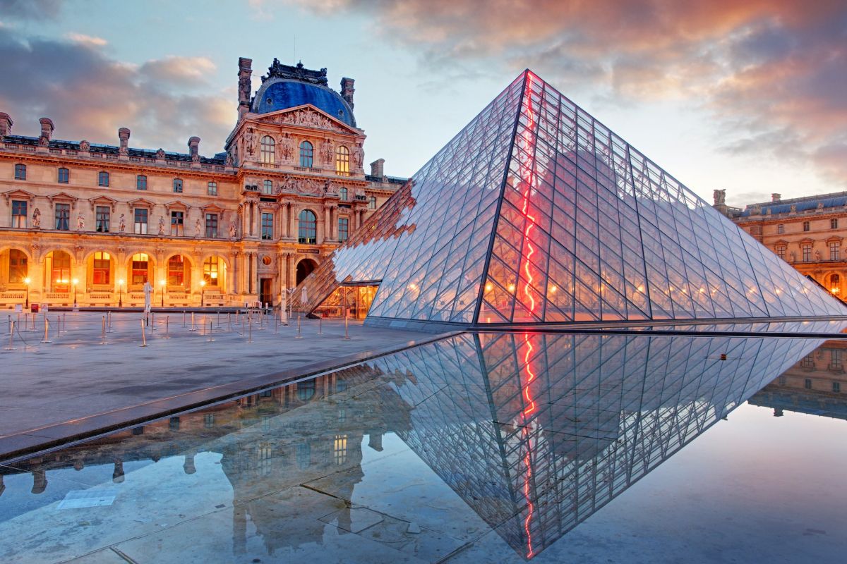 Louvre Museum